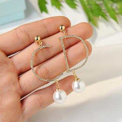 China High quality fashion jewelry 2019 faux pearl stone letter alphabet statement pendant earings for women for sale