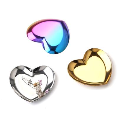 China Lady Nail Beauty Tool Luxury European Style Nail Tools Stainless Steel Heart Shape Storage Box For Nail Display for sale