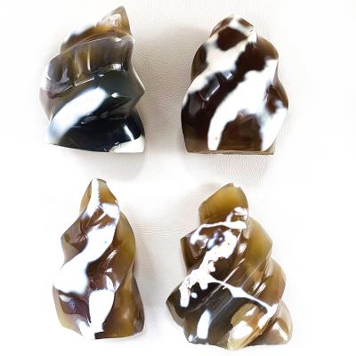 China High Quality Natural Orca Agate Crystal Flames Carving Crystal Flames Colorful Agate Flames From Europe for sale