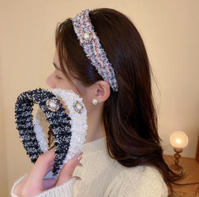 China NEW Princess Crown Hair Card Crystal Wedding Headband For Woman Headband Bride Pearl Hair Band for sale