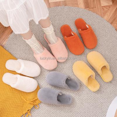 China Fashion Trend Women's Comfortable Coral Fleece Memory Foam Slippers, Warm Plush Fur Laceless Candy Color Shoes Bedroom Slippers For Indoor Wear for sale