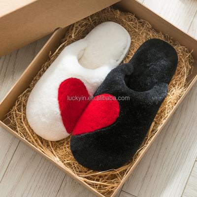 China Fashion Trend Women's Slippers Soft Memory Foam Hairy Faux Fur Slippers Bedroom Couples Love Heart Plush Slippers for sale