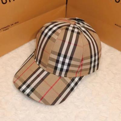 China Image Designer Famous Retro British Plaid Sunscreen Baseball Cap Fashion Casual Sports Brand Original Logo B Bucket Hat for sale