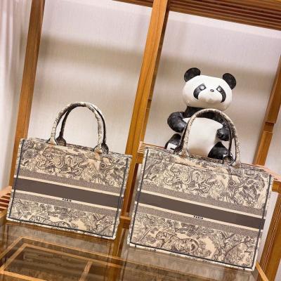 China Famous Women Brands Animal Handled Letters Luxury Printing Designer Tote Jacquard Fabric Canvas Handbags Handbags for sale