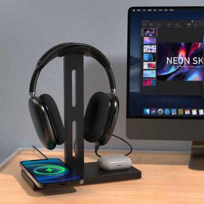 China Earphones Amazon Success 15w Fast Wireless Charger 3 in 1 Wireless Charging Stand with Desk Lamp for Phone for Airpods for Headphones for sale