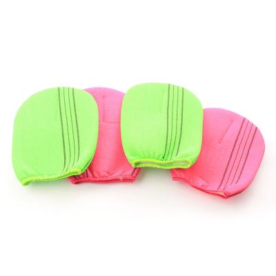 China EXFOLIATING Exfoliator Peeling Sisal Scrub Korean Bath Glove Body Scrub Filament Squishy Gloves for sale