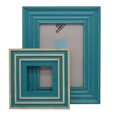 China Photo Customized Picture Photo Solid Wood Frame for sale