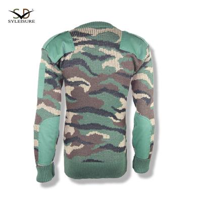 China Anti-wrinkle Fashion Camouflage Sweater Green Woodland Military Style For Camping for sale