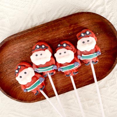 China Natural Custom Halal Christmas Candy Santa Handmade Shaped Christmas Lollipop for sale