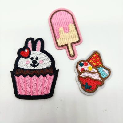 China high quality custom 3D ice cream iron on patches, embroidered patches in wholesale for sale