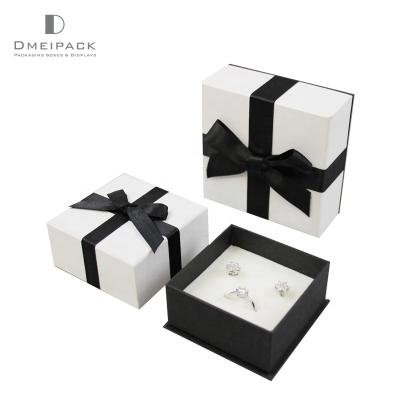 China Recyclable Bow-knot Gift Jewelry Set Luxury Packaging Box for sale