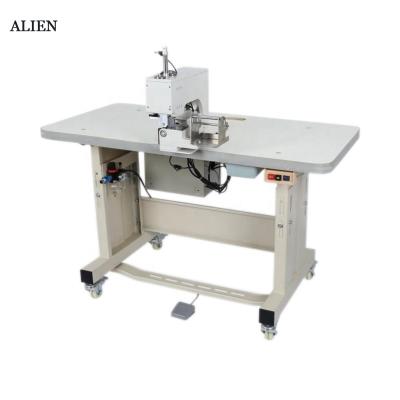 China Industrial Automatic Underwear Steeling Ring Bra Sewing Machine High Efficient/Easy Adjustment Effect for sale