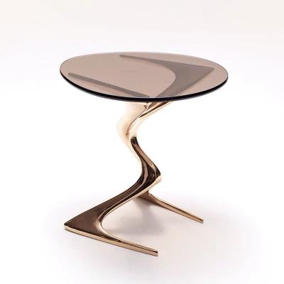 China Scandinavian creative coffee table light luxury side table FRP round table for sale