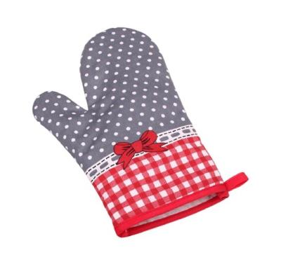 China Heat Resistant Oven Glove With Bowknot Printing Non Slip Cooking Gloves For Cooking Baking Grilling for sale