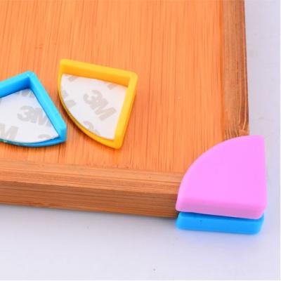 China Soft Baby Child Making PVC Corner Guard Baby Home Safety PVC Table Heavy Duty Plastic Corner Protectors for sale