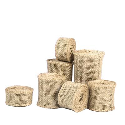 China 1.5 Inch Floral Eco Plaid Nature Decorative Gold Thick Types Burlap Ribbon for sale