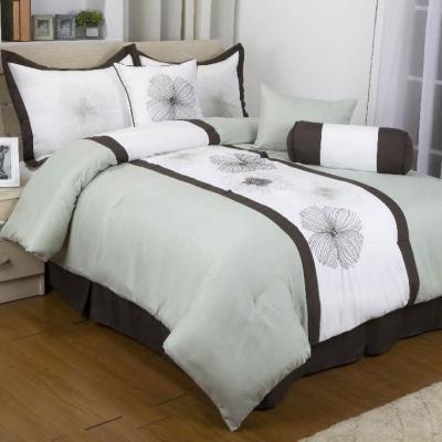 China Beautiful Embroidery Bed Quilt Embroidery Bed Comforter Sets for sale