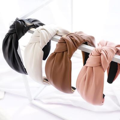 China Wholesale European and American style LRTOU new design women fashion hair accessories custom luxury headband PU leather knotted headband for girls for sale