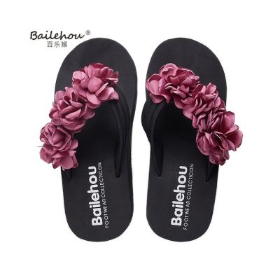 China 2021new style Fashion Breathable Tender Custom Design Women Sandals Slipper Beach Rubber Flip Flops for sale