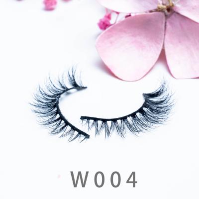 China Natural Fluffy Eyelash Manufacturer Wholesale 25mm Mink Eyelashes Handmade 5D Mink Eyelashes for sale