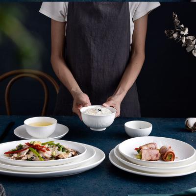 China Viable custom made high end P&T factory ware china white dishware set tableware for sale