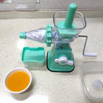 China High Efficiency Juicer Machine Fruit and Vegetable Squeezer Extractor Wide Mouth Juicer for sale