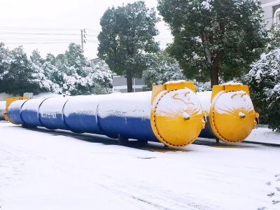 China Autoclaves industriais pneumáticas de alta pressão para a madeira/tijolo/borracha/alimento, Φ1.65 m à venda