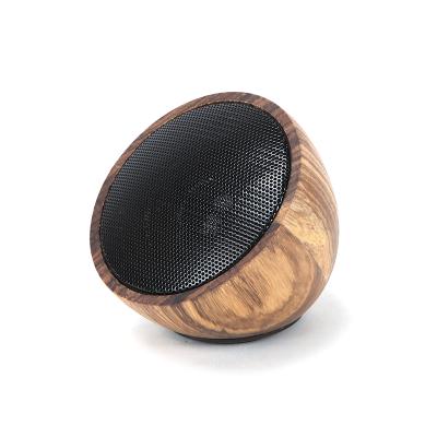 China Mini Best Quality OEM Professional Portable Wooden Radio Blue Tooth Speaker for sale