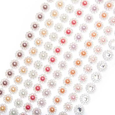 China Wholesale Colorful Rhinestones Flatback Stones Trimming Crystal Cup Gold Bead Daisy Chain For Garment Decoration for sale