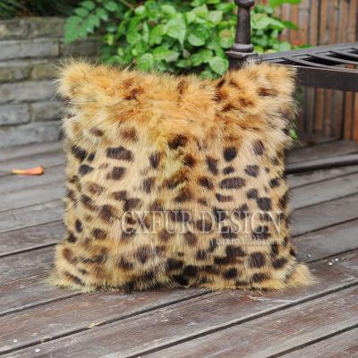 China Fox CX-D-37 Fur Cushion Cover Fashion Fur Pillow Case Viable Real Fur Cushions Home Decor Pillow for sale