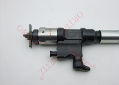 China 095000 - Inyector de combustible de 6631 Nissan, inyector de combustible de diesel del alto rendimiento en venta