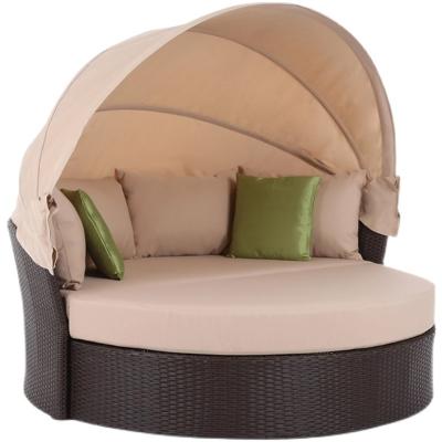 China Modern Modern Hotel Garden / Pool Wicker Bed Curved Round Outdoor Canopy Bed Big Large Outdoor Cushions for sale