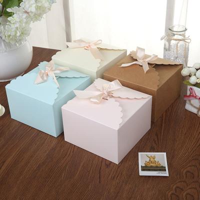 China ZHUOOU Wholesale Eco-friendly Wedding Candy Gift Box Paper Wedding Gift Box For Friends for sale