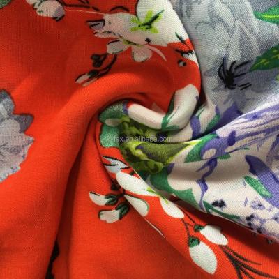 China New Simple Fashion Wholesale Rayon Spun Print Fabric 100% Rayon Fabric Factories for sale