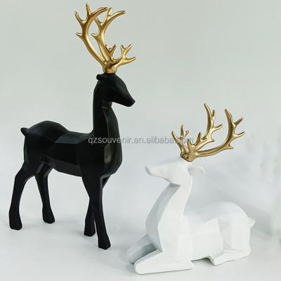 China Wholesale Nordic Christmas China Style 31cm 2pcs Set Reindeer Couples Resin Sculpture Figurine Statue Home Office Decor Couples Deer for sale