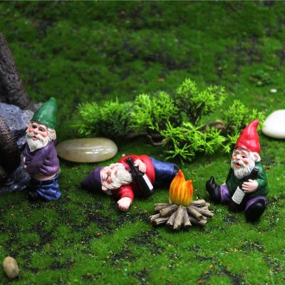 China Mini Resin Gnome Figurine Garden Decor Ornament Drunk Garden Statues Drunk Gnome Resin Garden Statues Custom Funny Drunk Outdoor Gifts Yard Drunk for sale