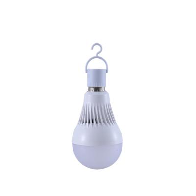 China Night Market Stalls Warm Led Emergency Light Bulbs E27 B22 9W 12W 15W Built-in Battery-Rechargeable Led Bulb for sale