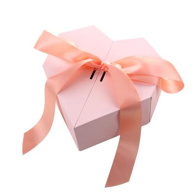 China Wholesale Recycled Materials Ribbon Custom Pink Gift Box Valentines Day Heart Shaped Gift Box for sale