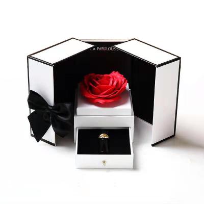 China Hot Sale Valentine's Day Preserved Flower Recycled Materials Birthday Rose Box For Packaging for sale