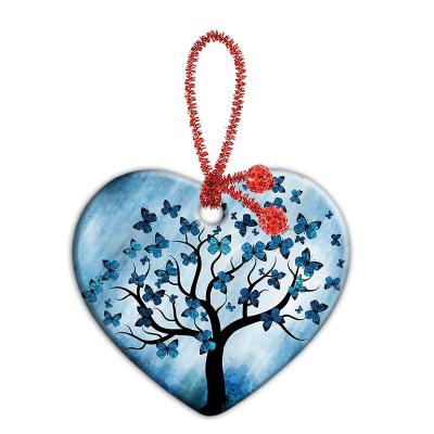 China Nordic Personalized Heart Shaped Ceramic Christmas Ornaments Hanging Porcelain Keepsake Gifts For Wedding Valentine for sale