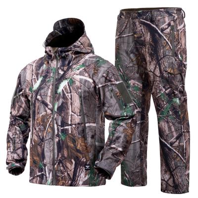 China Winter QUICK DRY Mens Fashion Hunting Parka Camouflage Jacket Mens Hunting Jacket Insulated for sale