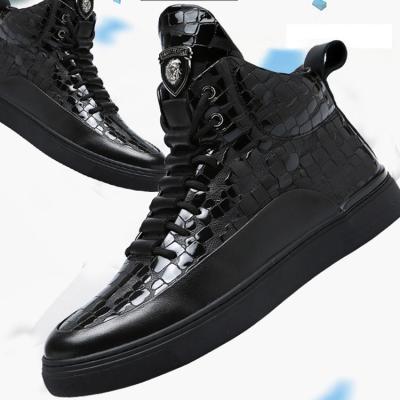 China Fashion Trend Men Boots Comfortable Quality High Top Shoes New Sports Shoes Boots for sale