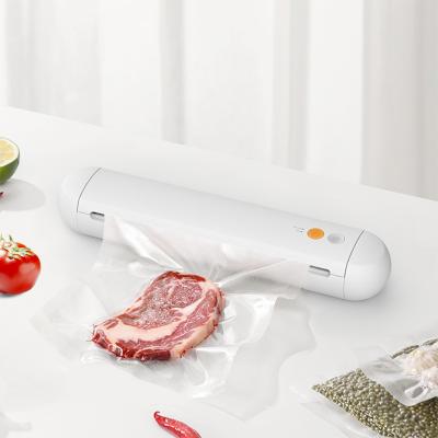 China Small Handheld Hotel OEM Kitchen Appliances One Click Vacuum Food Sealer With Bags for sale