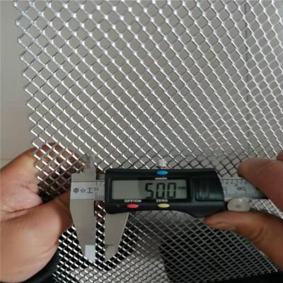 China Anti - Corrosion 1.2mm Thickness Hot Dipped Galvanized Expanded Metal Sheet For Ceiling Decoration for sale