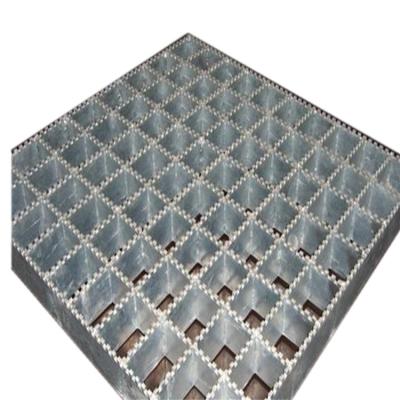 China Rustproof SS304 No-Slip Serrated Steel Grating Flooring For Petroleum Plants for sale