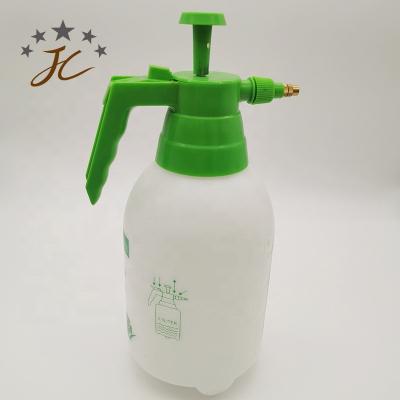 China Agriculture Taizhou JC 2 Liter Portable Pump Pressure Manual Garden Sprayer with Extendable Wand and Shoulder Strap for Weed Plants for sale