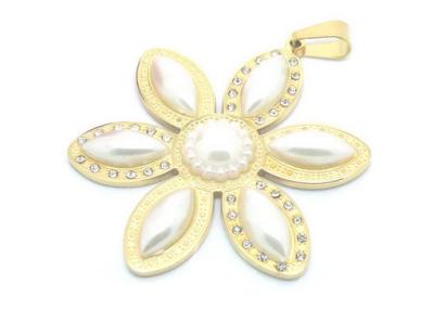 China Gold Plated Girls Stainless Steel Pendant With Lucky Flower And Pearls Petals for sale