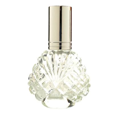 China Cosmetic Reusable Spray Perfume 15ml Liquid Atomizer Dispenser Fine Mist Spray Glass Perfume Bottle for sale