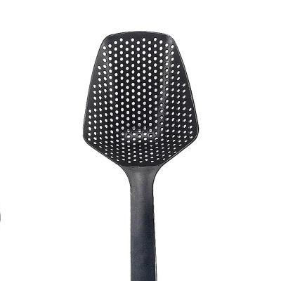 China Viable Kitchen Skimmer Filter Strainer Utensils Slotted Black Silicone Spoon With Handle Food Drain Spoon Fruit Vegetable Drain Net for sale