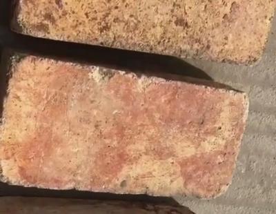 China Corner bricks old fire brick wall antique brick wall plate old refractory bricks paving brick refractory bricks for sale